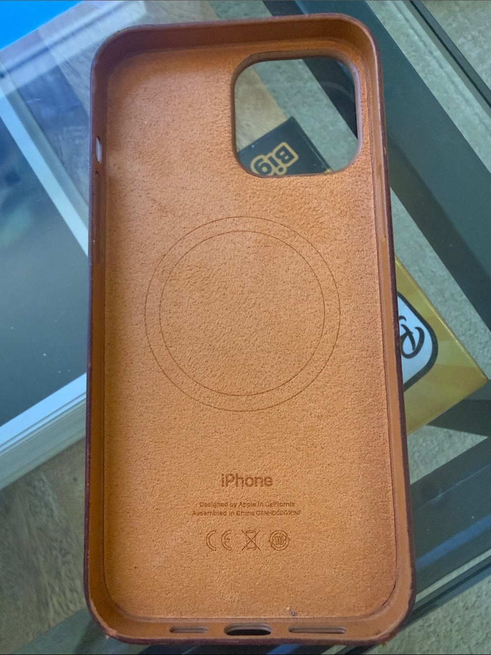 Apple iPhone Leather MagSafe Case - Cognac Brown